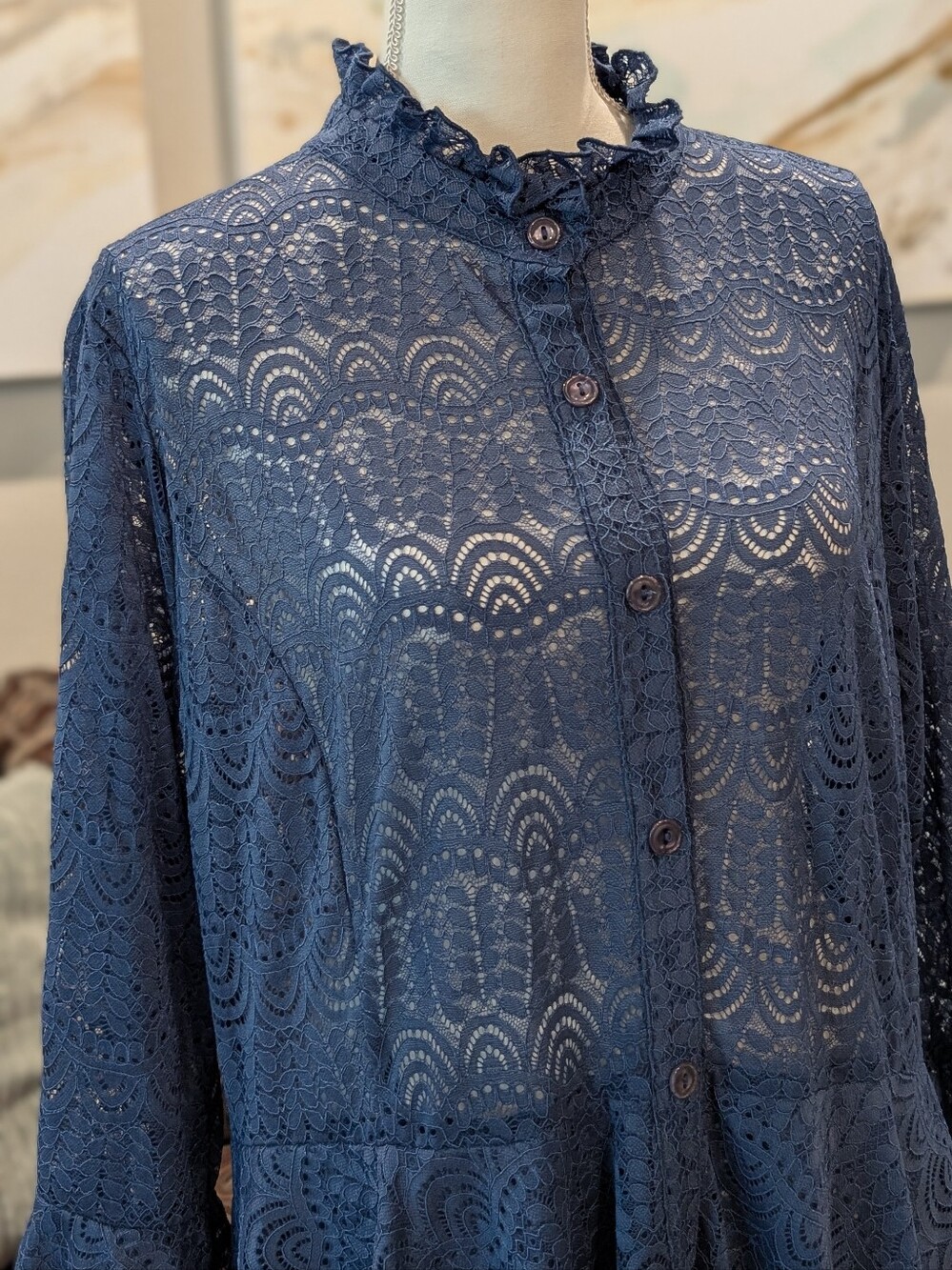 Blue Lace Ruffled High-Low Blouse - Picture 3 of 4
